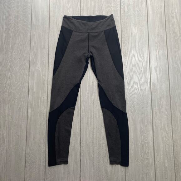 FREE PEOPLE MOVEMENT WOMEN'S BLACK AND GRAY LEGGINGS SIZE SMALL - Picture 1 of 12